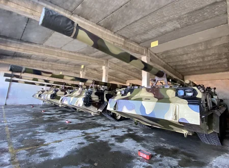Defense minister inspects combat readiness of mobilization support base