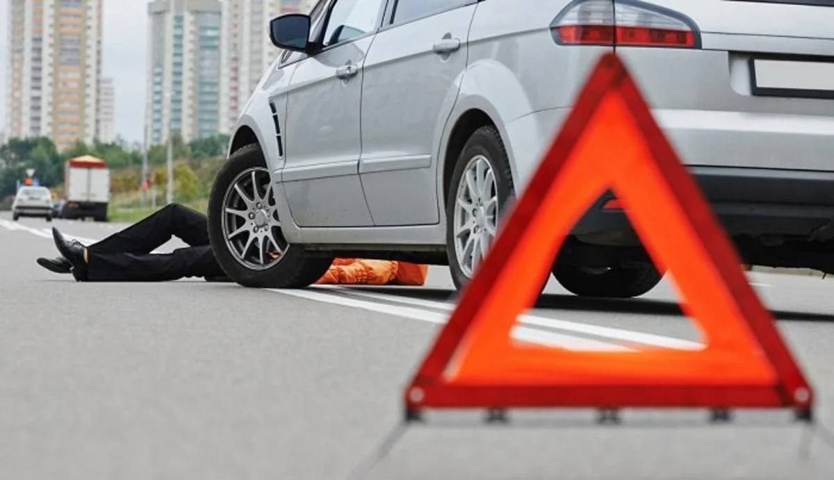 Bakıda 45 yaşlı kişini avtomobil vurdu