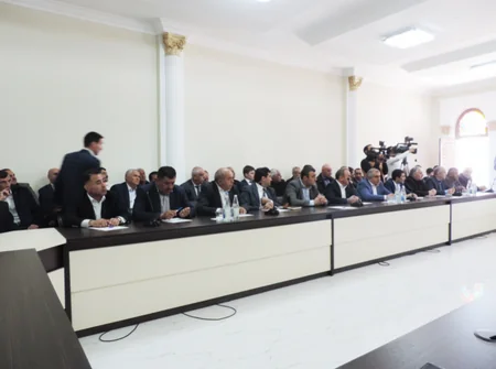 Xaçmaz Gömrük İdarəsində yerli iş adamları ilə görüş keçirilib
