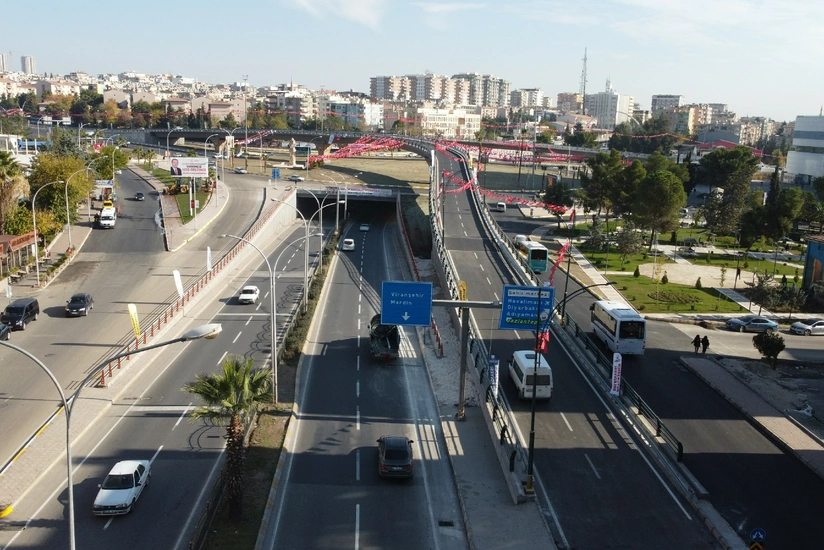 Türkiyədəki güclü zəlzələ nəticəsində 100-ə yaxın şəxs xəsarət alıb - YENİLƏNİB-4