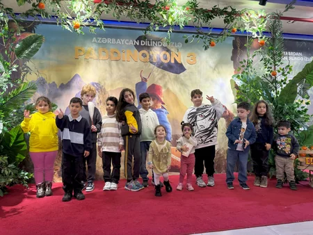 “CineMastercard”da Azərbaycan dilində dublyaj olunan “Paddinqton 3” komediyası təqdim olunub