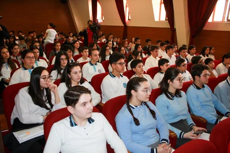 “Məktəbli Könüllü” Proqramı təqdim edilib