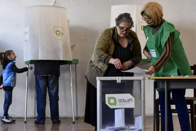Gürcüstanda parlament seçkilərində səsvermə başlayıb