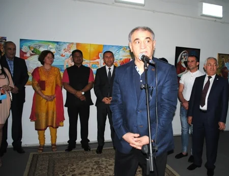 Sumqayıtda rəssam Əşrəf Heybətovun 65 illik yubileyi münasibətilə sərgi keçirilib
