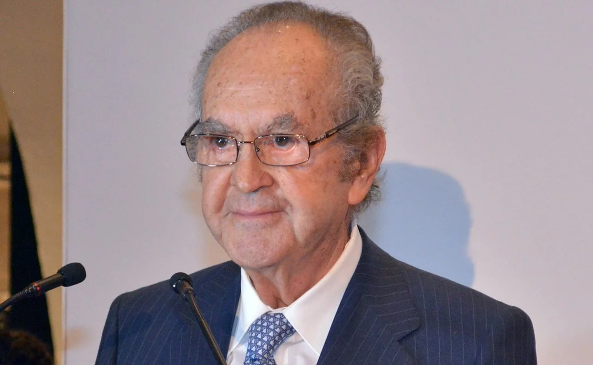 Mexican billionaire from Forbes list dies at 90