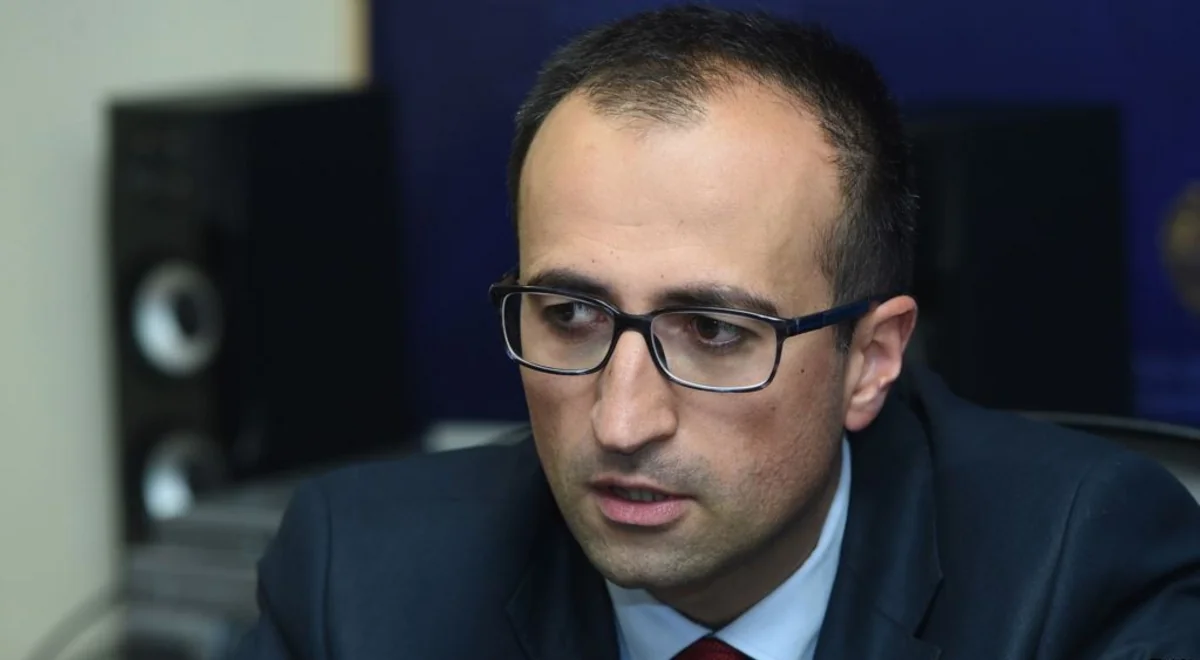 Ermənistanın səhiyyə naziri özünü təcrid edib