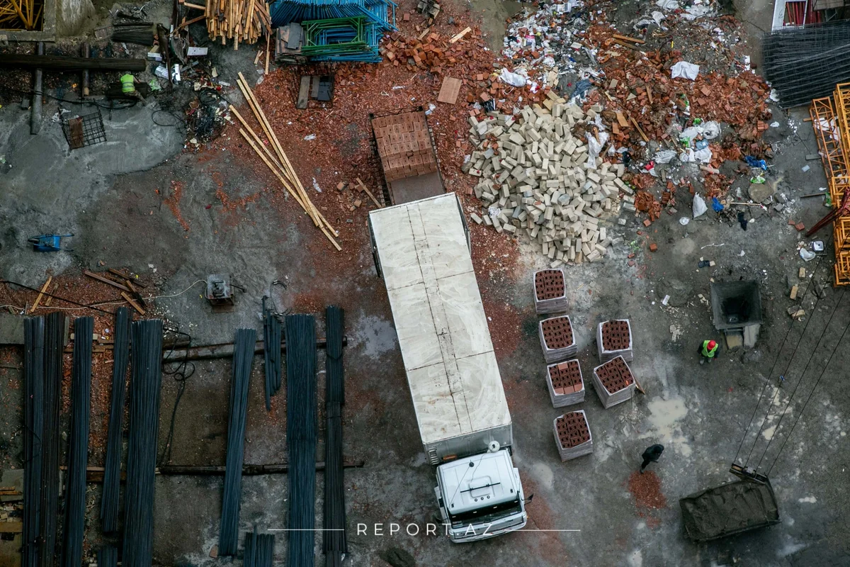 Xırdalanda tikinti şirkətindən 20 000 manatlıq inşaat materialları oğurlanıb