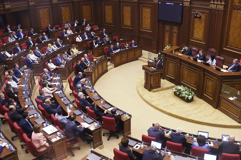 Ermənistan parlamenti aprel döyüşlərinə dair hesabatı qapalı müzakirə edəcək