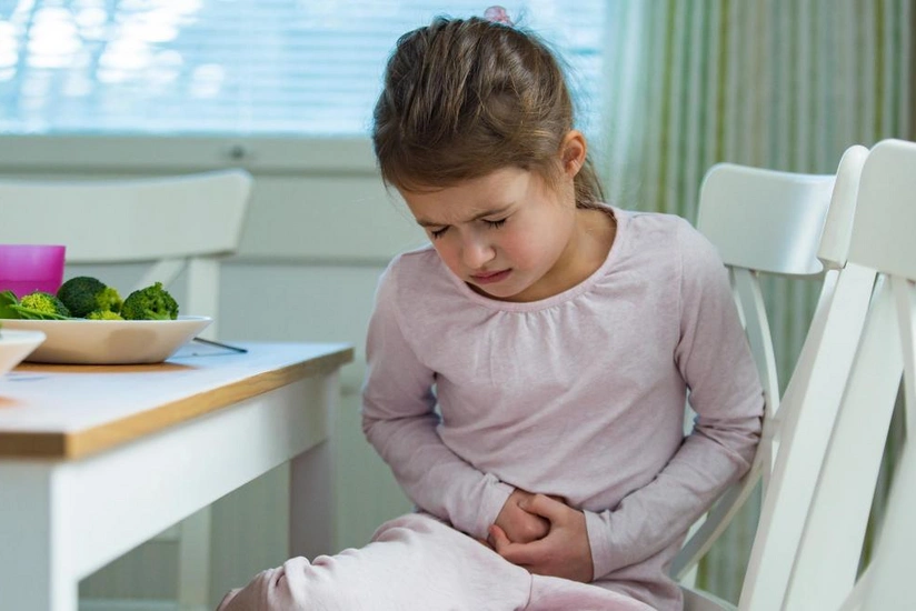 Lənkəranda bir ailənin iki üzvü qidadan zəhərlənib, 5 yaşlı uşaq ölüb