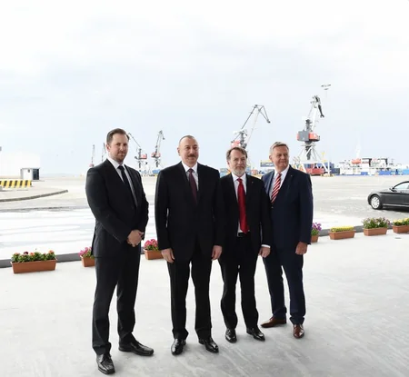 Prezident İlham Əliyev Bakı Beynəlxalq Dəniz Ticarət Limanı Kompleksinin açılışında iştirak edib - YENİLƏNİB