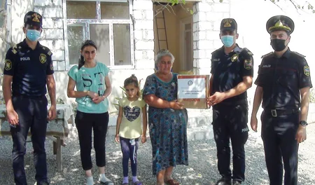 Ağstafada polislər bayramda şəhid ailələrini ziyarət ediblər