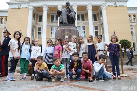 Prominent composer Uzeyir Hajibeyli commemorated