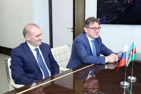 Rusiya Dəniz Gəmiçiliyi Registrinin nümayəndələri AXDG-də olublar