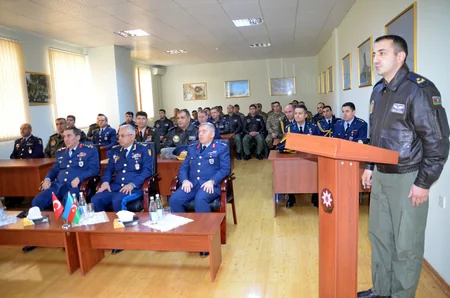 Türkiyəli general Azərbaycanın Hərbi Hava Qüvvələrinin aviabazalarında olub