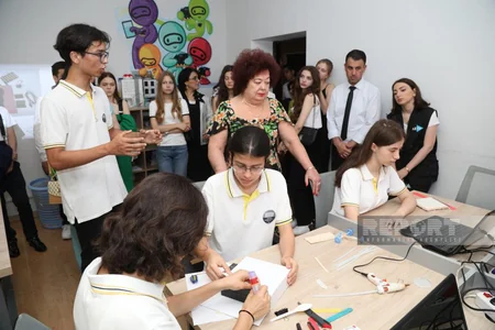 İrpen məktəbinin şagirdləri Akademik Zərifə Əliyeva adına liseydə olublar