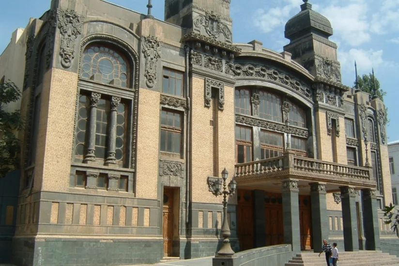 Azərbaycan Dövlət Akademik Opera və Balet Teatrının aprel ayı üçün repertuarı