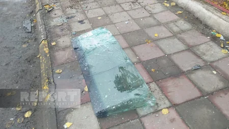 Tovuzda avtomobil mikroavtobusla toqquşub, ata ölüb, oğlu xəsarət alıb