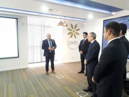 Çin diplomatı koronavirusa görə AQTA-da olub