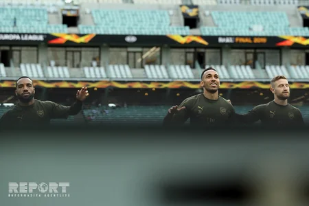 Arsenal UEFA Avropa Liqasının final oyunundan əvvəl Bakı Olimpiya Stadionunda məşqə çıxıb - FOTOREPORTAJ