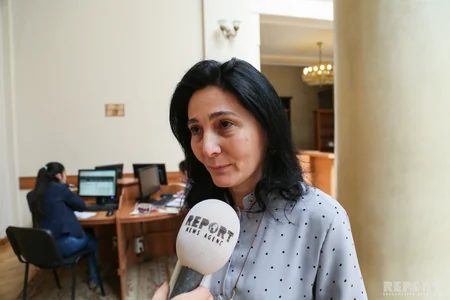 Axundzadə adına kitabxanada ən qədim kitabın 444 yaşı var - REPORTAJ