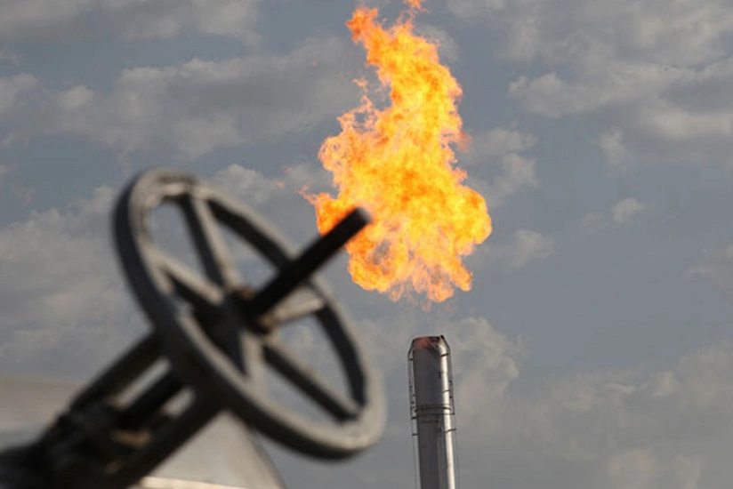 US gas prices at lowest level in 30 years