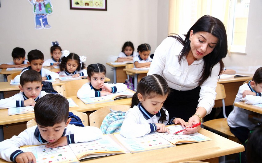 Sabahdan müəllimlərin iş yerinin dəyişdirilməsi üçün vakansiya seçimi mərhələsi başlayır