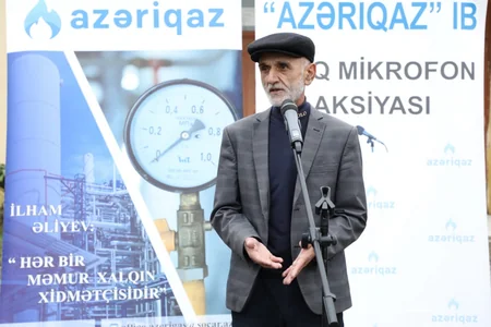 “Azəriqaz” Astaranın Deqədi kəndinin sakinlərinin problemini dinləyib