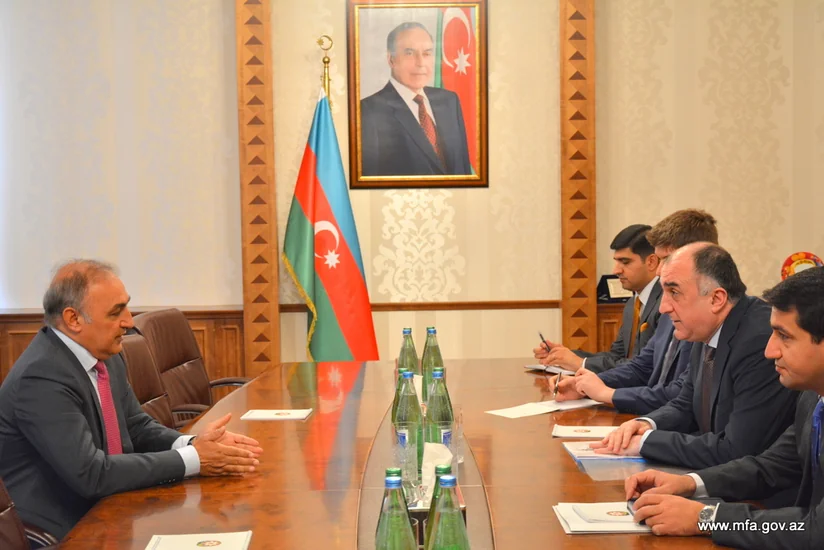 Elmar Mammadyarov receives newly appointed Pakistani Ambassador