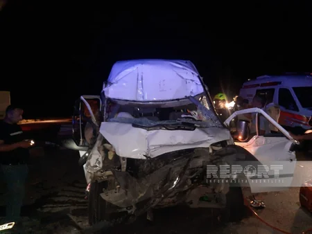 Kürdəmirdə furqon “KAMAZ”la toqquşub, ölənlər var