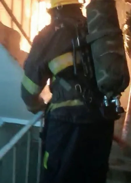 Bakıda doqquzmərtəbəli binada yanğın olub, 6 nəfər təxliyə edilib