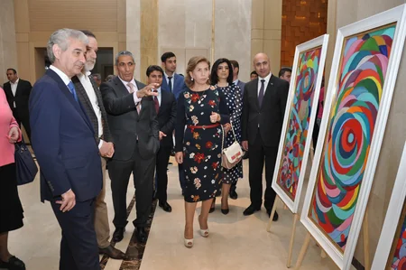 YAP-da ümummilli lider Heydər Əliyevin anadan olmasının 96-cı ildönümü münasibətilə sərgi açılıb