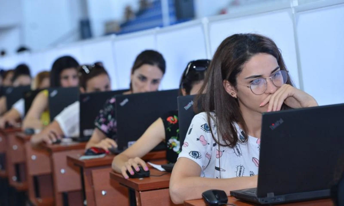 Bakı məktəblərində işə qəbul olunan müəllimlərin sayı açıqlanıb