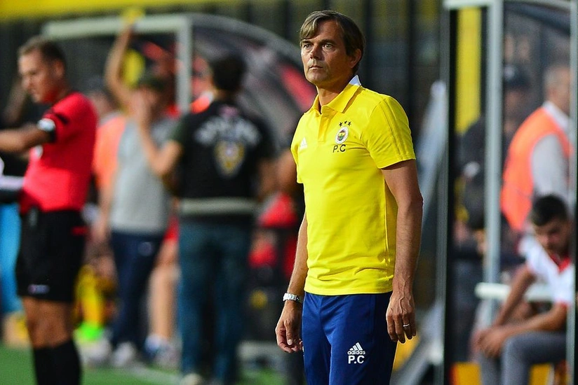 Fənərbağça baş məşqçi Filip Kokunu istefaya göndərib