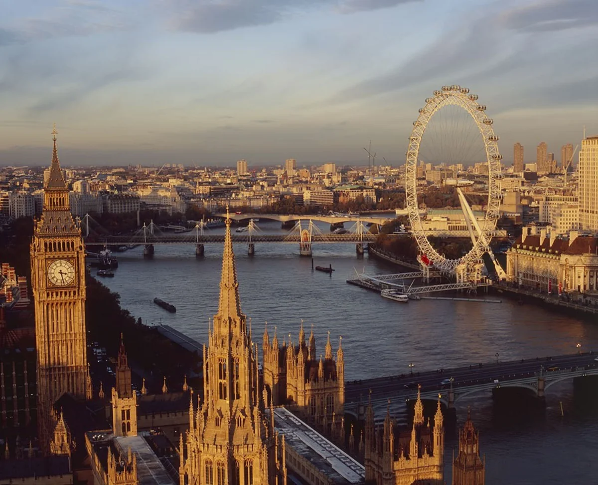 İslam Kərimovun nəvəsi Londona qaçıb