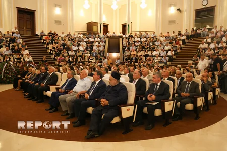 Akademik Ağamusa Axundovla vida mərasimi keçirilir - FOTO