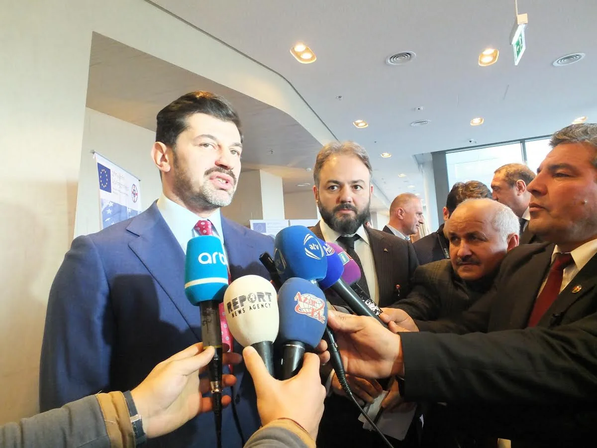 Kaxa Kaladze: “Qazprom”un təklifinə Gürcüstan hökuməti razılıq verməlidir”