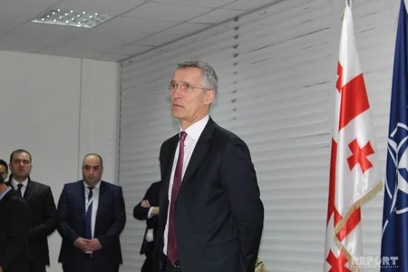 NATO-nun Baş katibi Azərbaycanın da iştirak etdiyi təlimləri izləyib