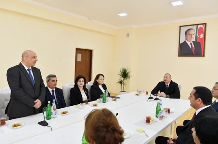 Президент Азербайджана принял участие в открытии жилкомплекса в Кюрдаханы - ФОТО