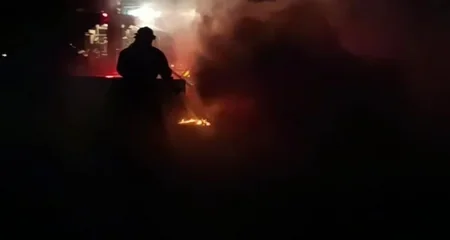 Bakı-Quba yolunda minik avtomobili qəzaya uğrayıb, yanğın olub