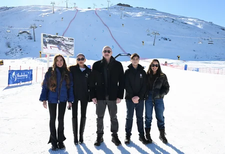Prezident Şahdağ Turizm Kompleksindəki “Lakeside” hotelində aparılan işlərlə və “Xizək klubu” binasının tikintisi ilə tanış olub - YENİLƏNİB-2
