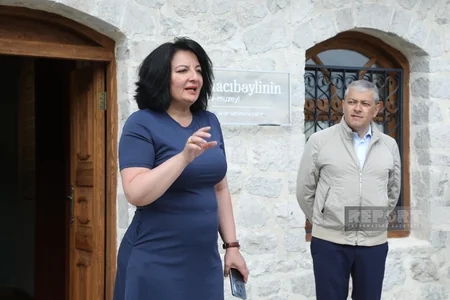 Xarici diplomatlar Şuşada Üzeyir Hacıbəyovun ev-muzeyində olublar