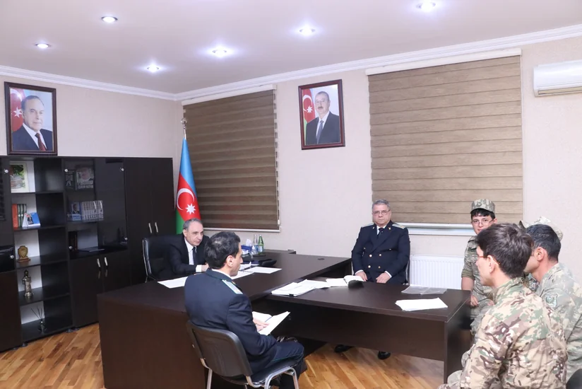 Baş prokuror Abşeronda vətəndaşları qəbul edib