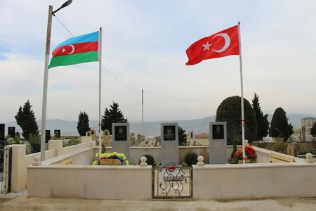 Səbaildə şəhidlərin xatirə lövhəsinin açılışı olub