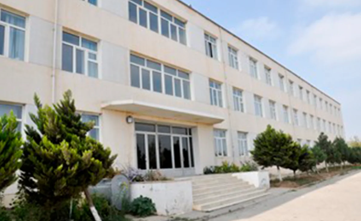 Bakıda şagirdi təhqir edən müəllimə töhmət verilib