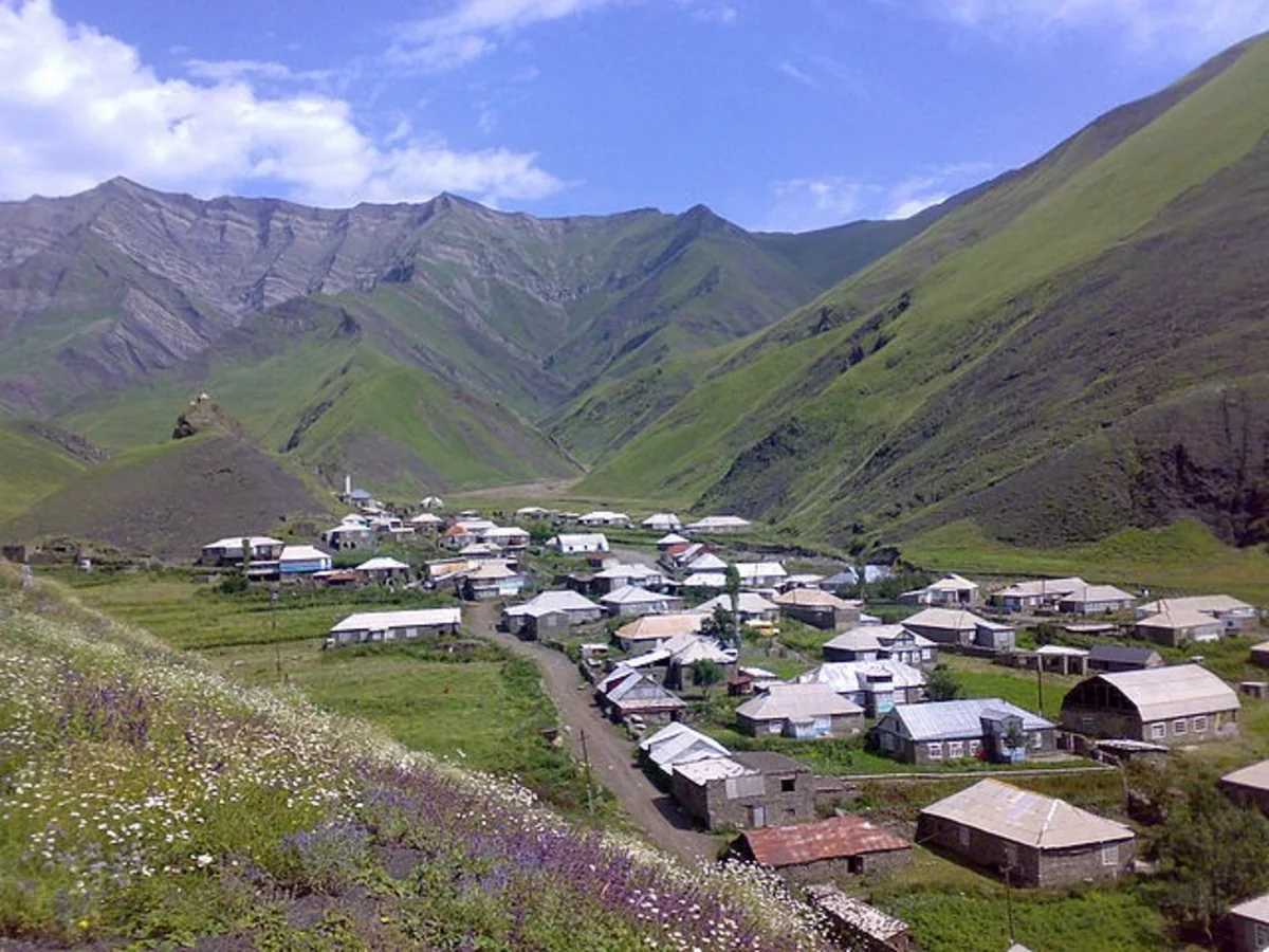 Həbib Nürməhəmmədovun kəndi karantinə görə bağlandı