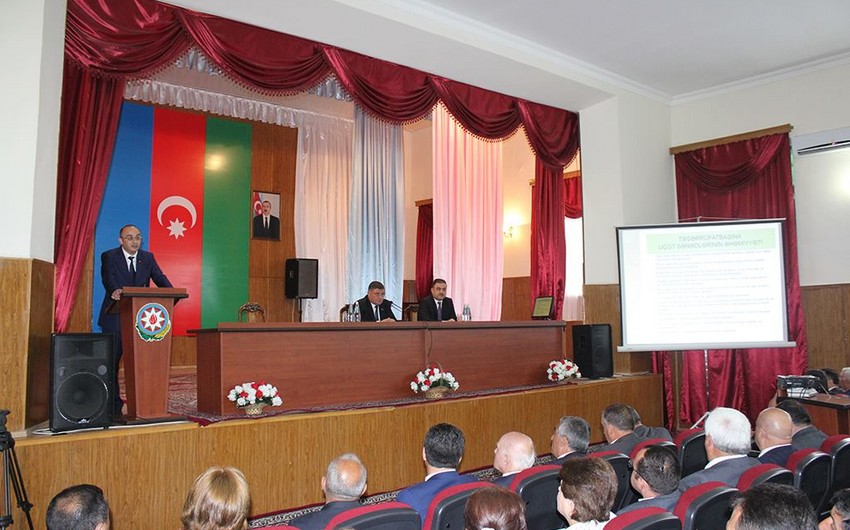 Kənd inzibati ərazi dairələri üzrə təsərrüfatbaşına uçot sənədlərinin tətbiqinə dair zona müşavirələri keçirilib