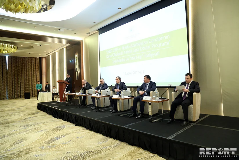 Xaricdə təhsil alan gənclər üçün “Sahibkarlıq və start-up fəaliyyəti” mövzusunda tədbir keçirilib