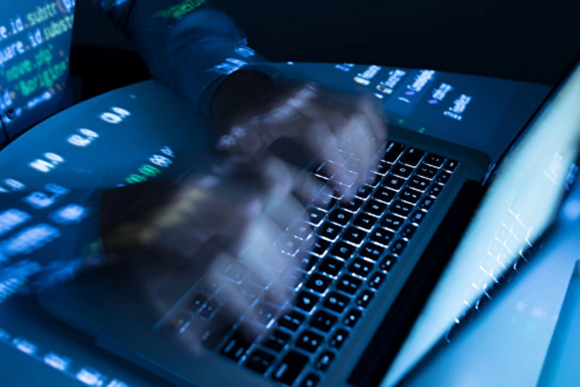 ETX: Vətəndaşlar “Facebook” üzərindən saxta keçidlərə yönləndirilir