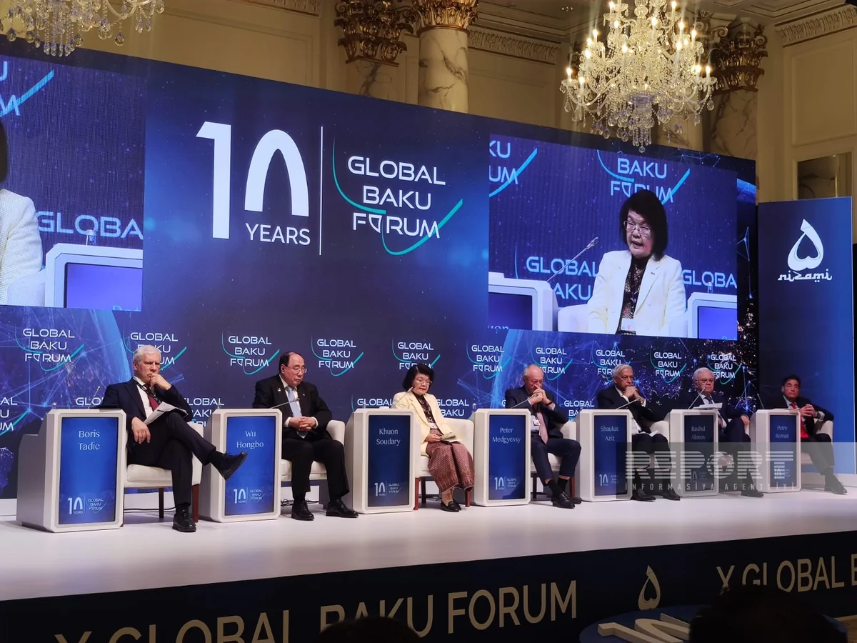 X Qlobal Bakı Forumu: “Qlobal inkişaf və təhlükəsizlikdə Çinin rolu” panel iclası keçirilib