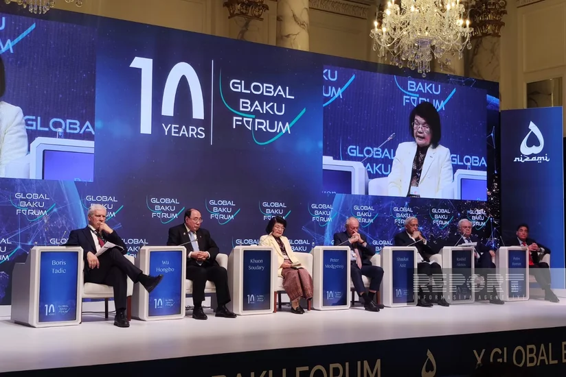 X Qlobal Bakı Forumu: “Qlobal inkişaf və təhlükəsizlikdə Çinin rolu” panel iclası keçirilib